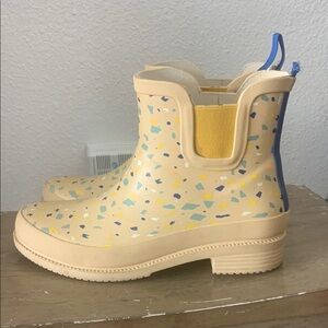 Lucky Brand Reigney 8